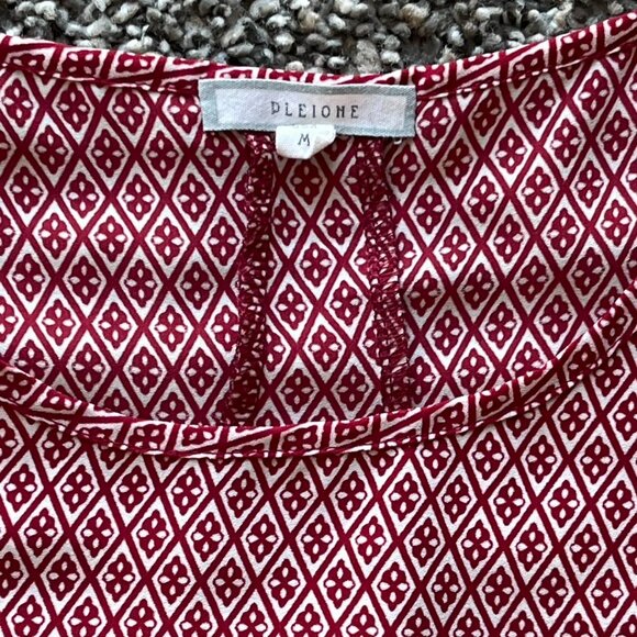 Burgundy/White Floral Print Flowy Women's Medium Blouse - Picture 2 of 5